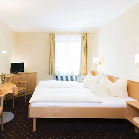 Glaser Guest house 3*